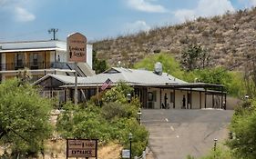 Landmark Lookout Lodge